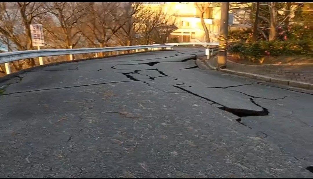تصاویری هولناک از زلزله ۷ ریشتری ژاپن