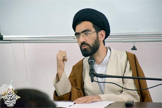 بند دوم بیانیه گام دوم انقلاب در جمع اساتید و دانشگاهیان استان یزد تبیین شد