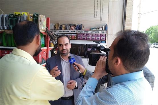 گشت مشترک تعزیرات حکومتی از فروشگاه و انبارهای روغن موتور در یزد