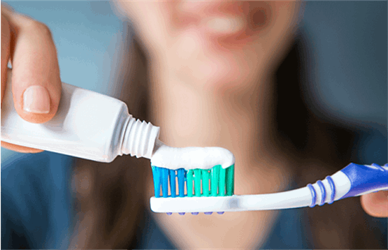 از چه خمیر دندان هایی استفاده کنیم؟