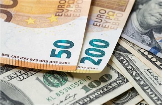 چرا ارزش یورو و دلار برابر شد؟