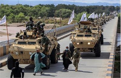 حرکت تانک های طالبان به سمت مرز ایران/شکل گیری صف آرایی مشکوک نظامی در ادامه تنش ها