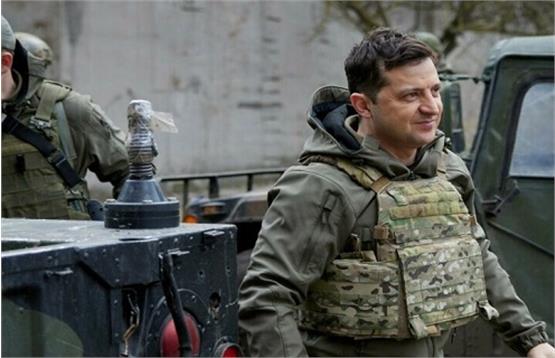 آمریکا برای برای خروج رییس جمهور اوکراین آماده شد/قصد روسیه برای از بین بردن زلنسکی و سقوط کی یف