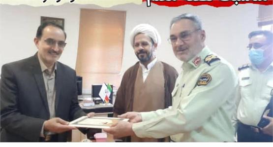دیدار فرمانده انتظامی استان با مدیر کل آموزش و پرورش استان یزد به مناسبت هفته معلم