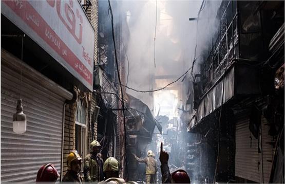 علت آتش‌سوزی گسترده در بازار تهران+فیلم
