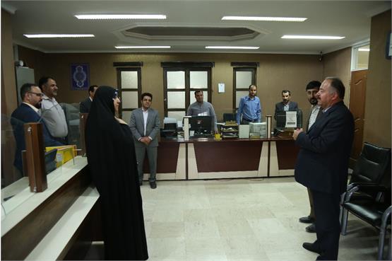 بازدید سرزده اعضای کمیسیون نظارت، تلفیق و حقوقی شورای اسلامی شهر یزد از شهرداری منطقه دو
