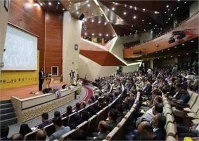 ایده پردازی کارشناسان شرکت آب و فاضلاب استان یزد در هفتمین کنفرانس ملی سیستم اطلاعات مکانی (GIS) در صنعت آب و برق