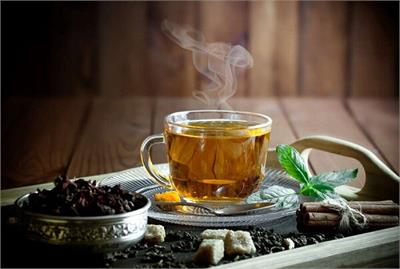 معرفی ۱۲ چای و دمنوش‌های گیاهی برای سلامت کبد